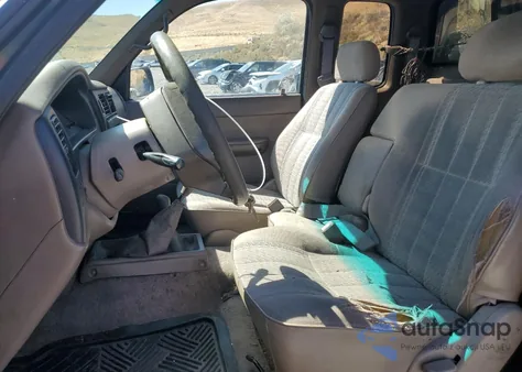 1995 Toyota Tacoma Xtracab from USA, damaged, VIN 4TAVN73F3SZ084485